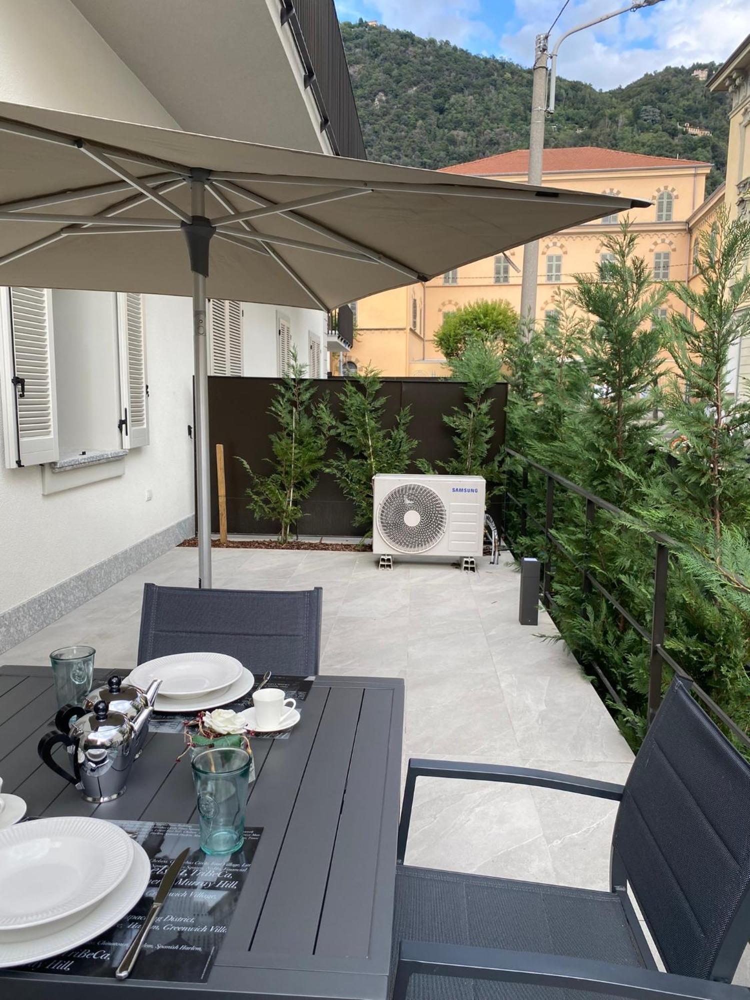 La Casa Di Gio: Piccolo Gioiello In Centro Como Exterior photo